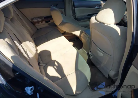 2008 Honda Accord 2.4 Ex from USA, damaged, VIN 1HGCP267X8A163657